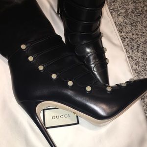 ❣️SOLD❣️GUCCI 💯 Aneta Leather Knee Boot 40.5